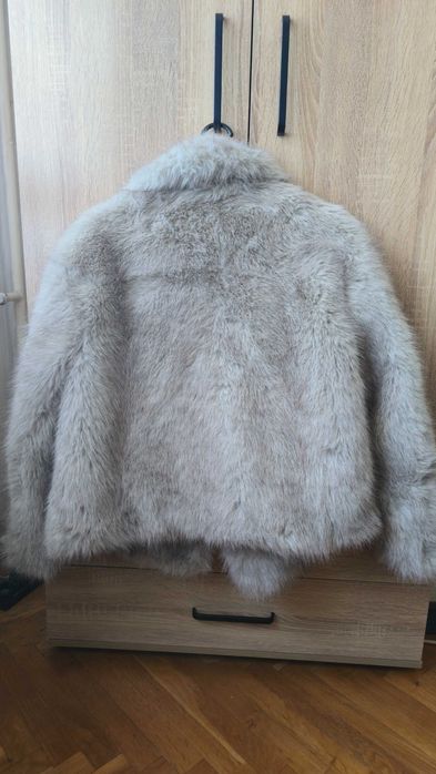 Пухено палто Zara