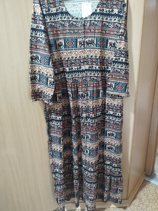 Продам платья платья