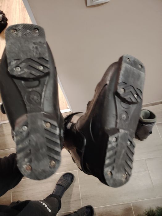 Ски обувки 24...