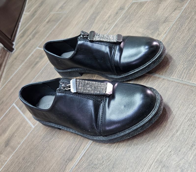 Дамски ниски обувки