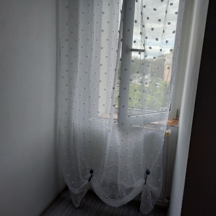 Închiriez camera camin canta 60 cu baie și bucătărie