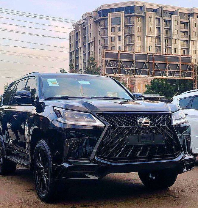 2020 йил Lexus 570 Kuro black edition S сотилади