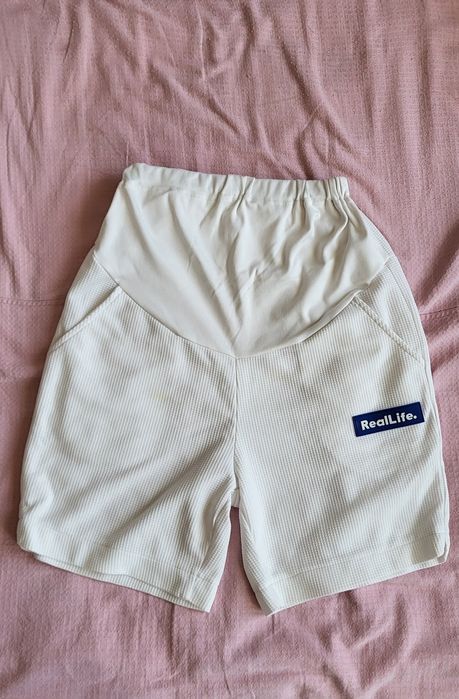 Продаю вещи для беременных