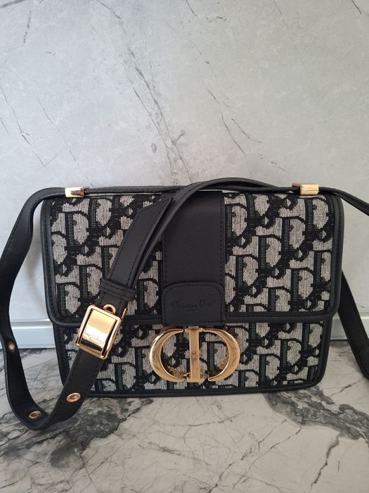 Красива Дамска чанта