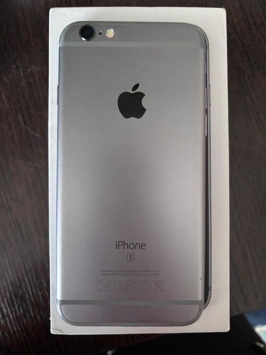 iPhone 6s не включается