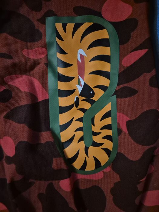 Pantaloni scurți Bape roșii