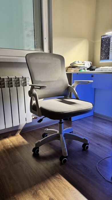 Компьютерное кресло