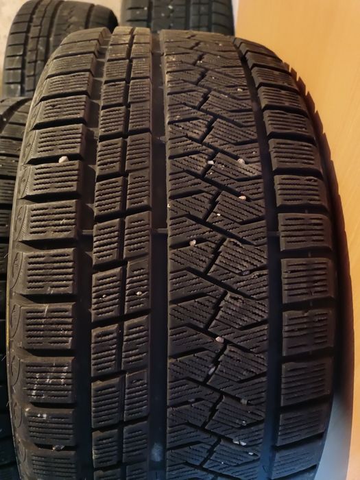 Зимние шины 255/45 R19