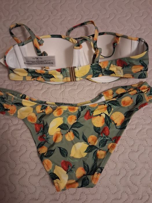 Дамски бански S/M размер, нови.Оригинални.