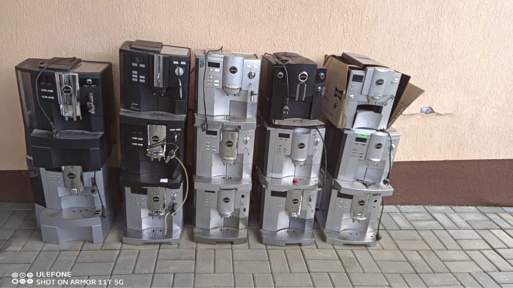 Vând aparat de cafea.