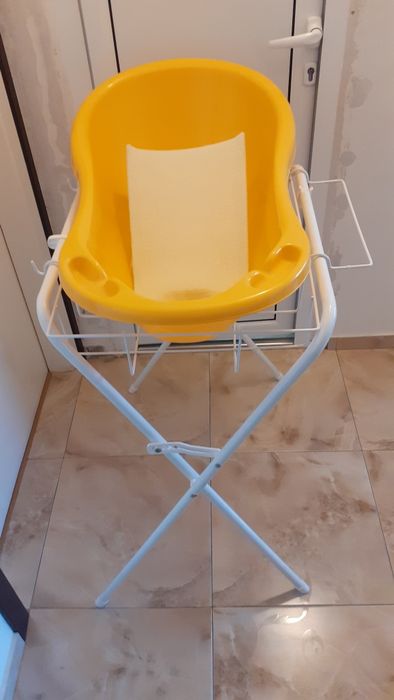 Ваничка за къпане със стойка