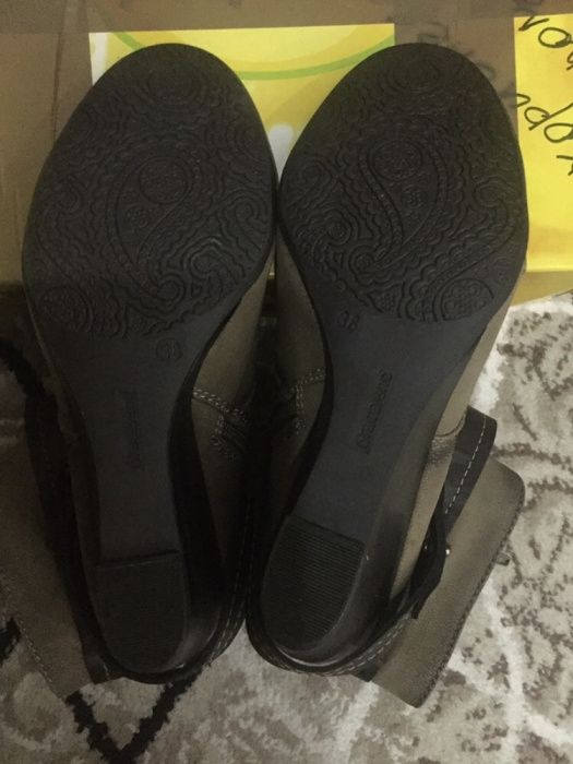 Туфли-сапожки продам