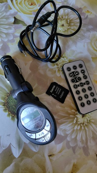 FM трансмитер за автомобил