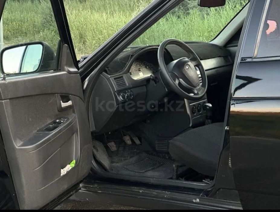 Продам Приору универсал