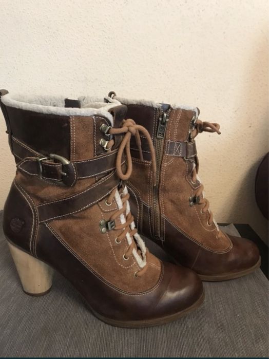 Продам женские полусапожки Тимберленд