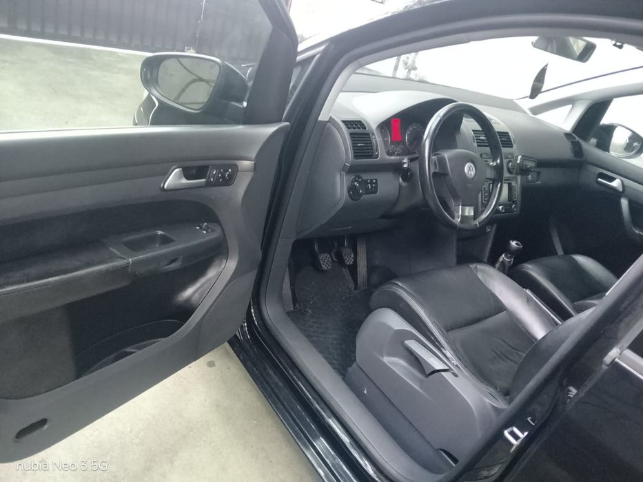 VW touran  facelift 2009 1.9tdi