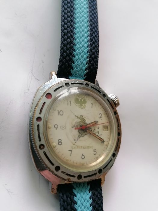 Механичен, съветски, ръчен часовник