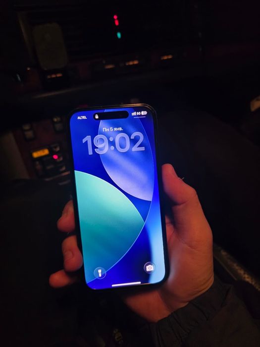 Айфон 15 128гб срочно!!!