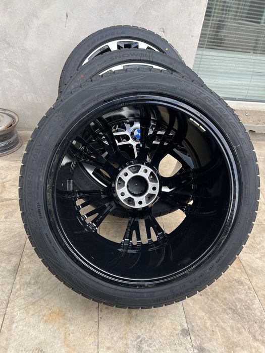 275/40/20 & 315/35/20 Оригинални джанти с чисто нови гуми  BMW X5 F15/16