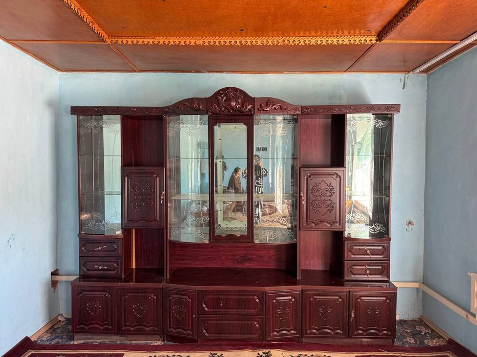 Stenka sotiladi b/u xolati zòr sòrchniy sotiladi 1mln