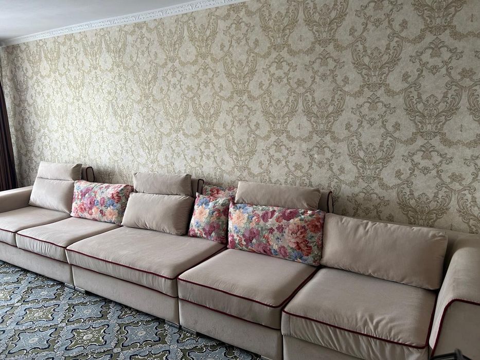 Продам диван  новый