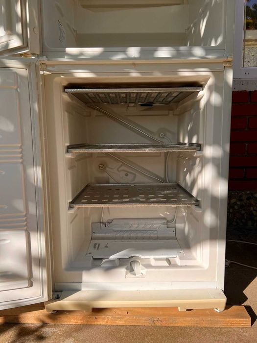 Хладилник с фризер Miele KF 7256S