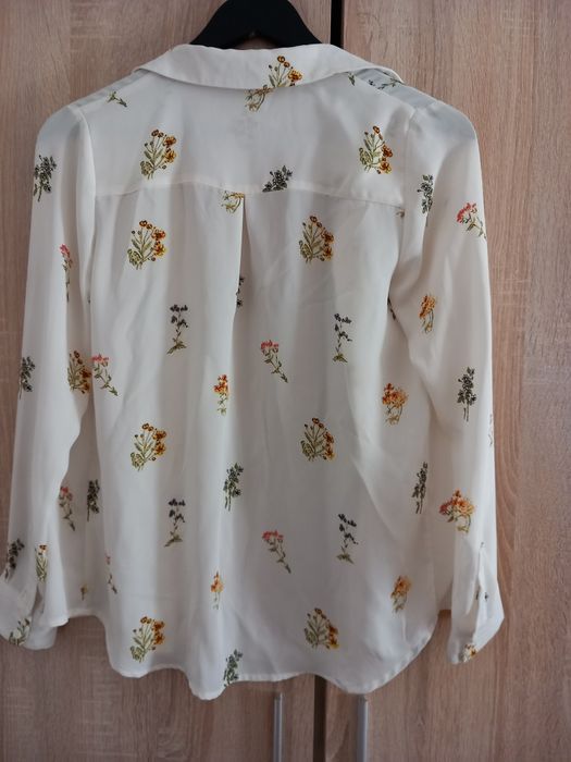 Бежово сако Promod, риза HM, ленен панталон