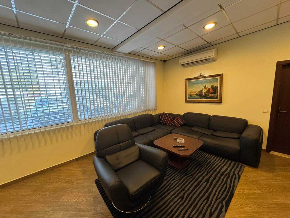 Офис Под наем Топ център