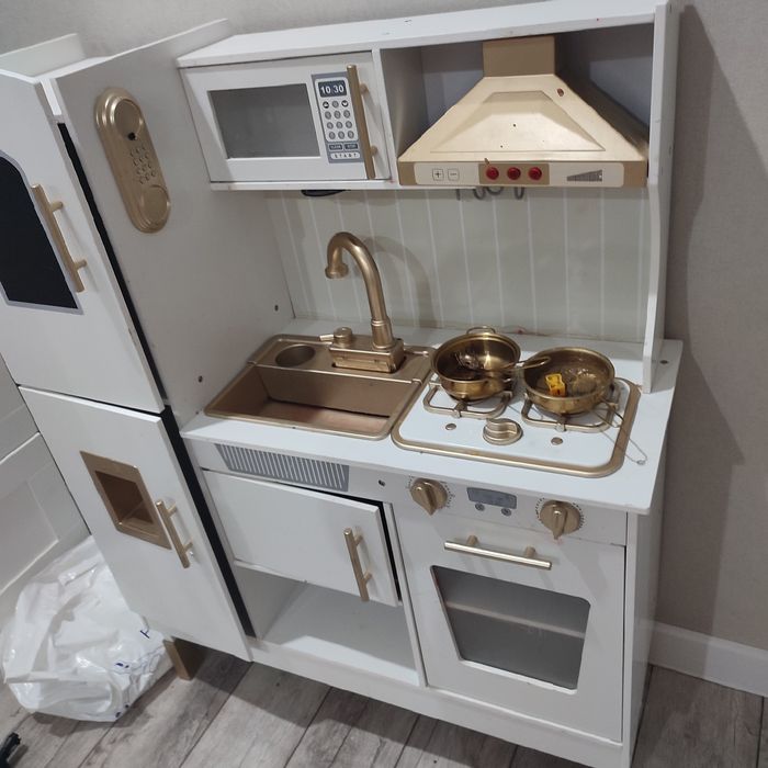 Продам детский кухонный гарнитур