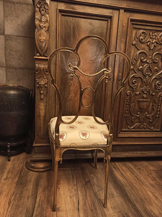 Месингов стол Peris Andreu