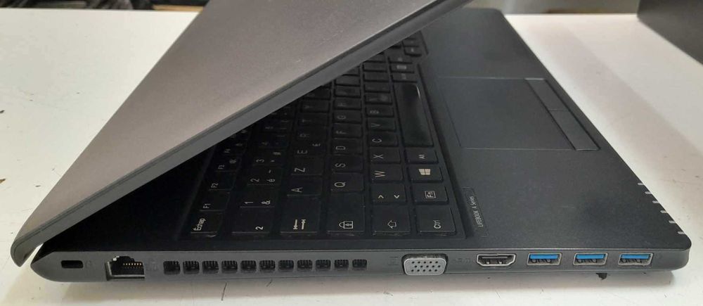 Лаптоп FUJITSU LifeBook A557 - Бургас ТЕРПОТЕХ