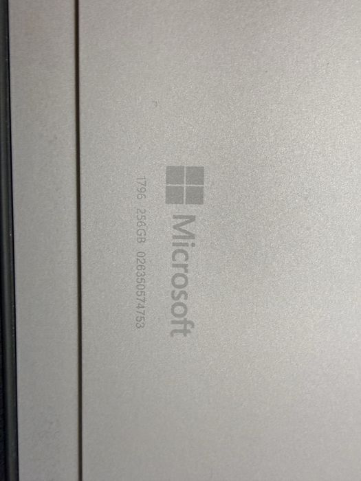 Tableta Microsoft Surface Pro i5 8 Gb Ram 256 Gb