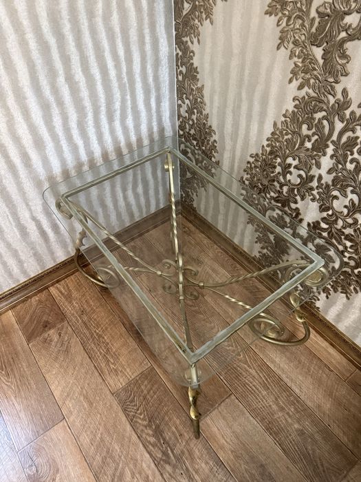 Кованые журнальные столики