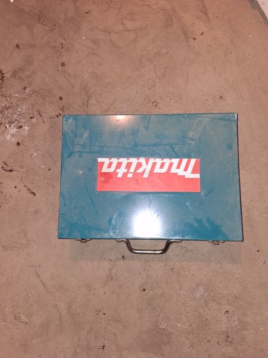 Ударен гайковер MAKITA