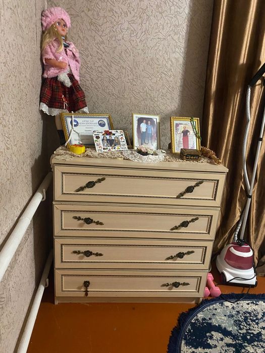 Продам спальный гарнитур