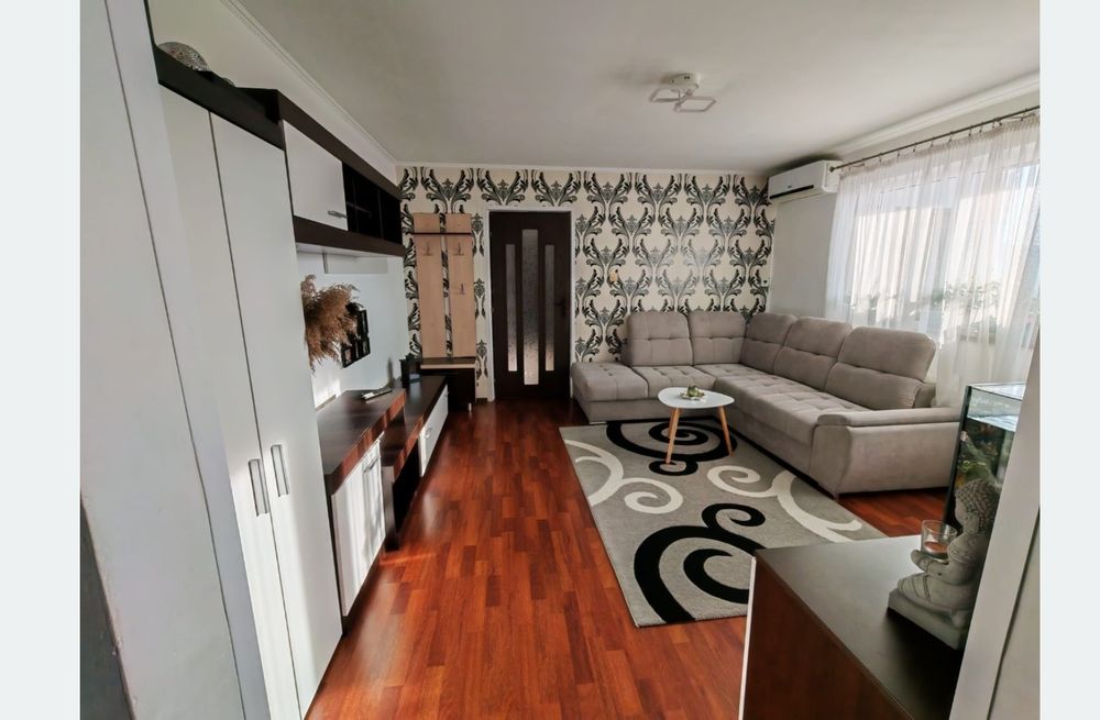 Apartament 3, camere zona Han, et 10, lift nou