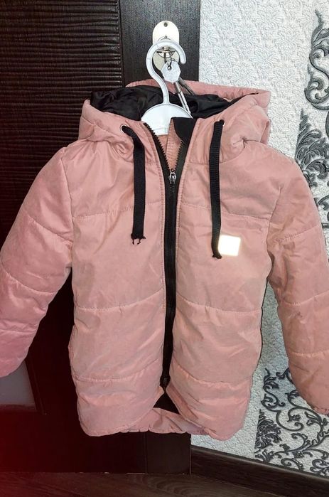Куртка детская в хорошем состоянии