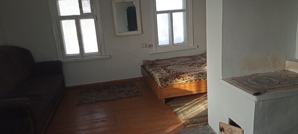 Продам комнату в двухэтажном доме.