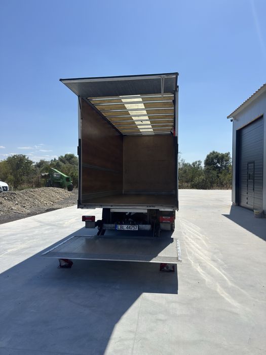 Iveco 72C17 motor 3000 cub cu lift de 1,5t climatronic