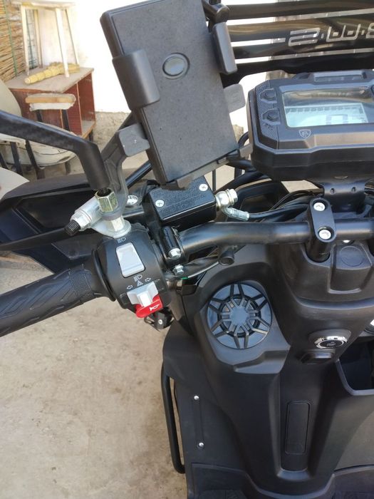 Skuter tank 2 benzinda