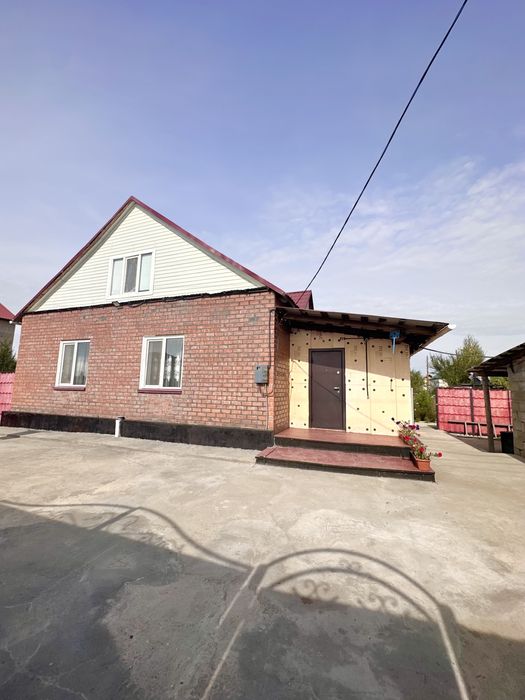 Продам дом в центре Ахмирово