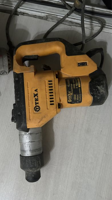 Перфоратор продам