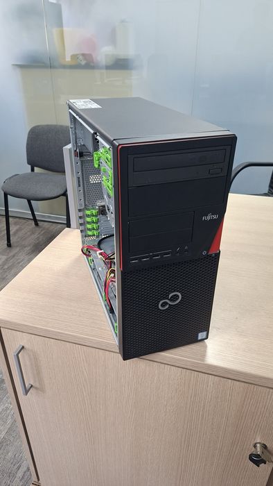 Продам Сервер Fujitsu