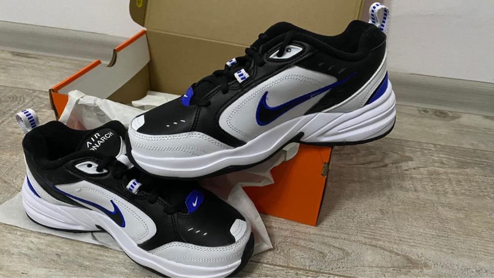 Adidasi Nike originali noi la cutie