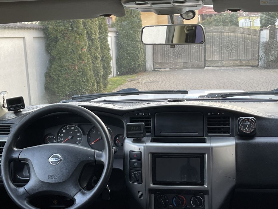 Nissan Patrol Y61 GU4 Off Road