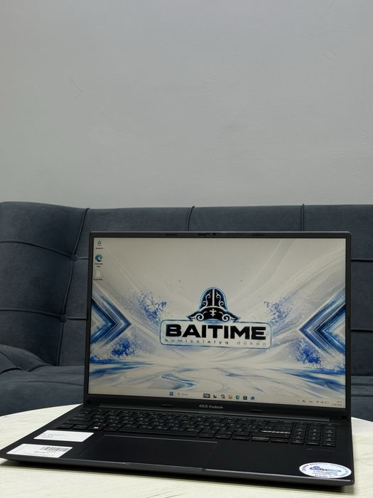 Vivobook.