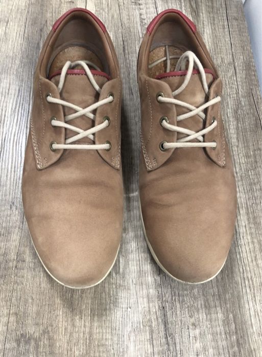 Кожени обувки Clarks – естествен набук, 43 номер
