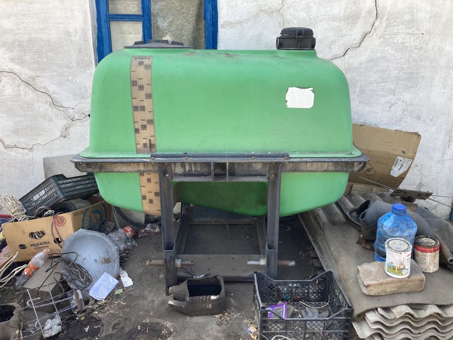 Продам бочку (емкость)