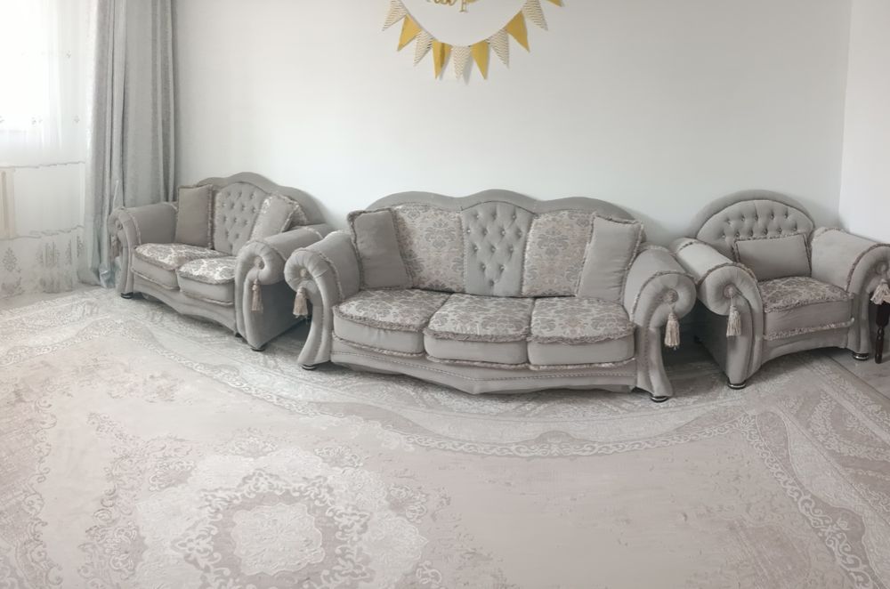 Продам диван 3*1