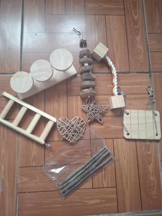 cusca pentru hamsteri cu accesorii